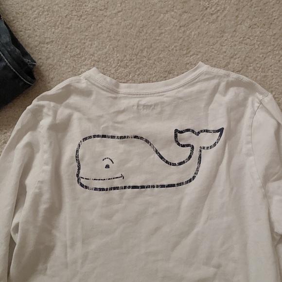 2/$20 white vineyard vines longsleeve - Picture 4 of 4